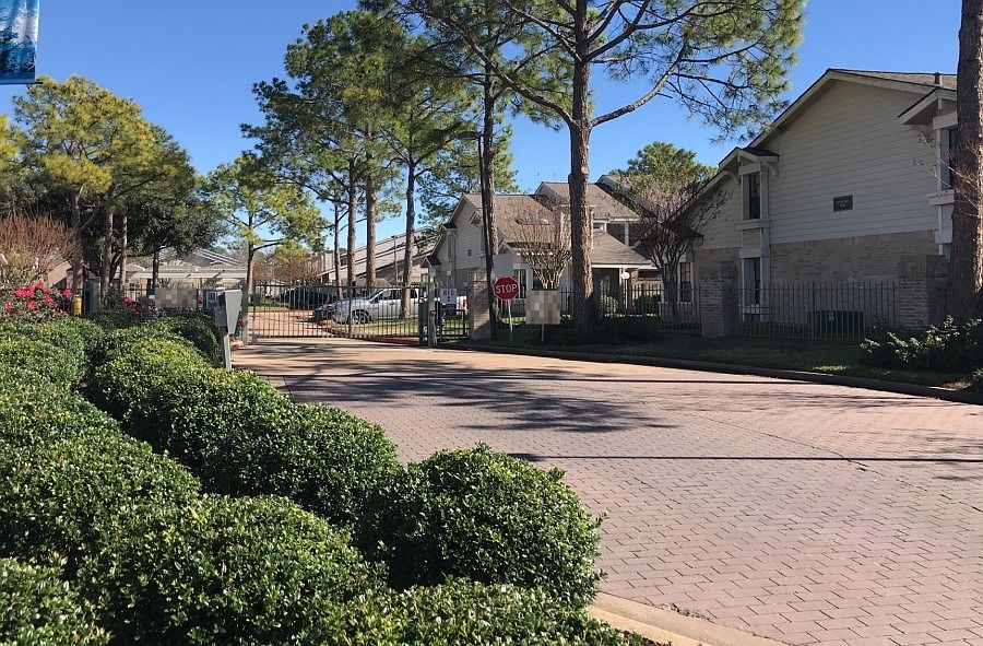 1st image of 6211 Ludington Dr APT 912