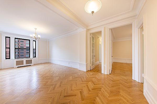 1st image of 230 W 79th St #72N