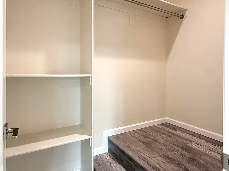 720 N Walnut St #1 — Photo 19