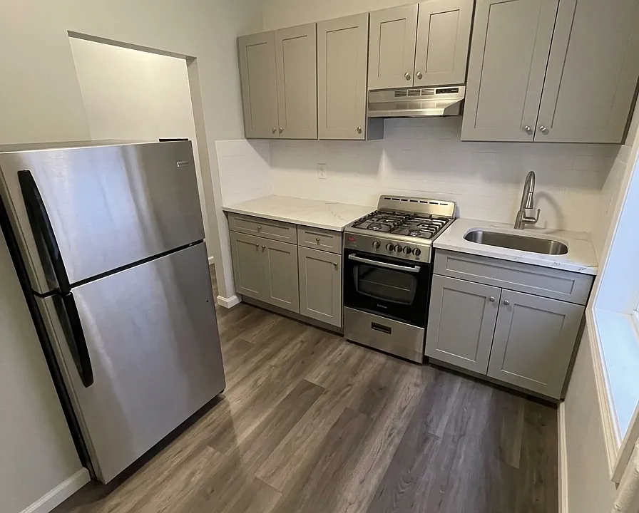 433 Kennedy Blvd #42