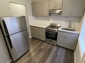433 Kennedy Blvd, Bayonne, NJ