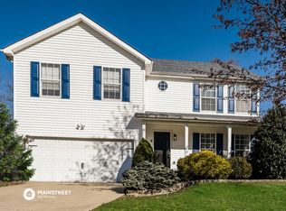 6605 Hidden Hollow Ct, Louisville, KY 40229