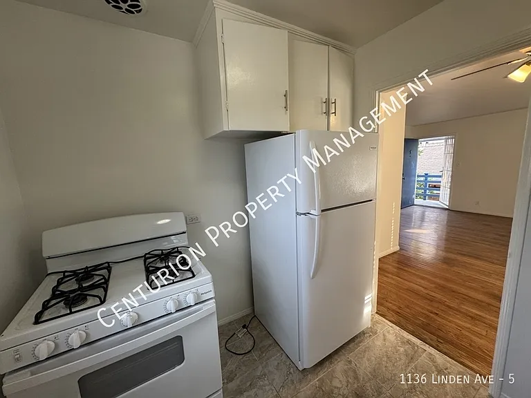 1136 Linden Ave #5 — Photo 6