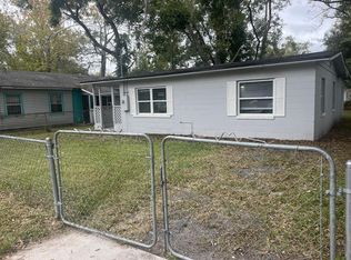3251 Phyllis St, Jacksonville, FL 32205