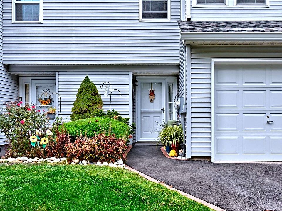 1st image of 1004 Sara Circle #1