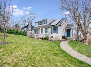 296 Springbrook Trl, Sparta, NJ 07871