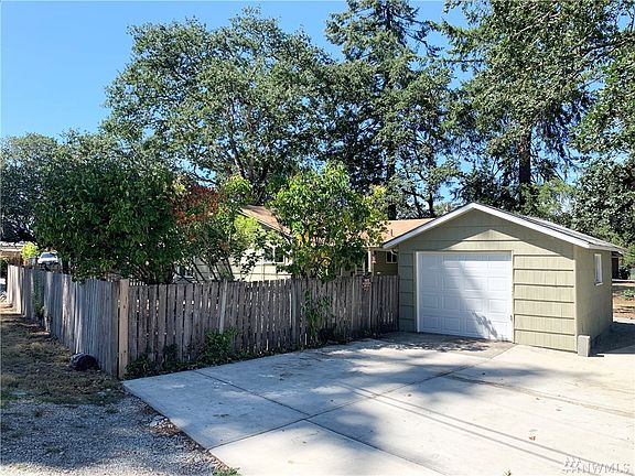 5th image of 9021 Dalwyn Ct SW