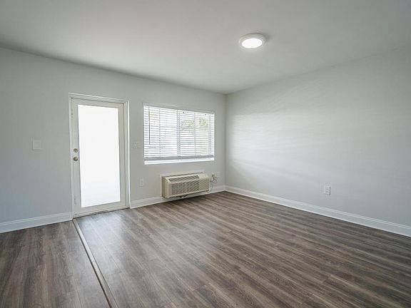 2nd image of 8401 Byron Ave Unit 11-8401-11