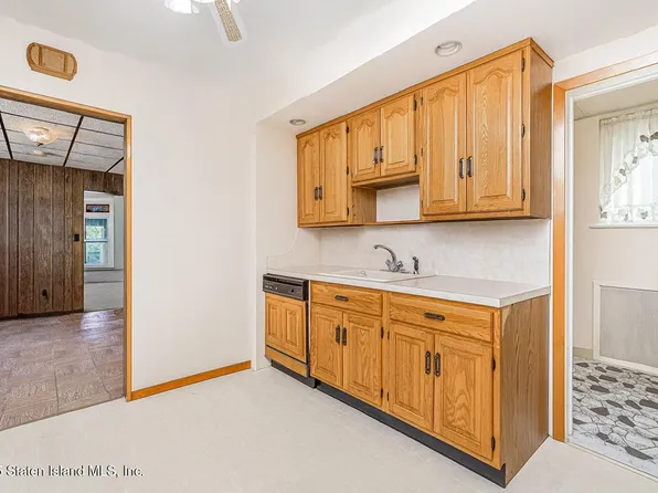 230 Fillmore Street image 19 of 37