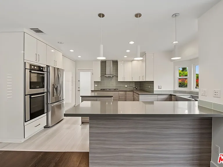 175 Barlock Ave — Photo 14
