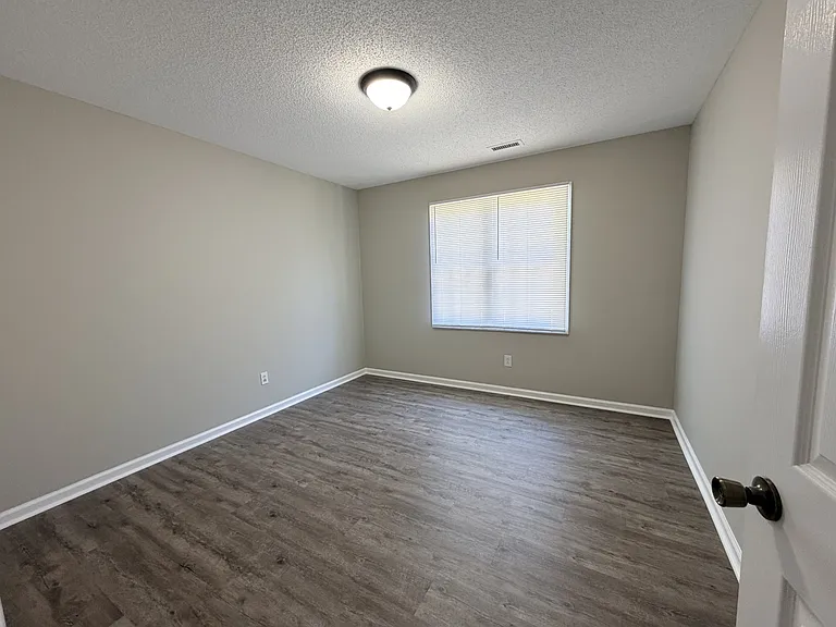 3209 Deer Path Cir — Photo 13