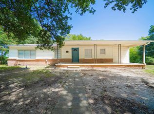 2052 N Phillips Springs Rd, Gladewater, TX 75647