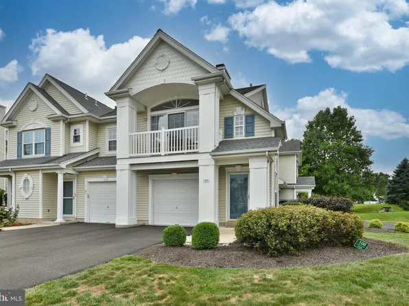 107 Middlebury Dr, Warwick, PA 18974