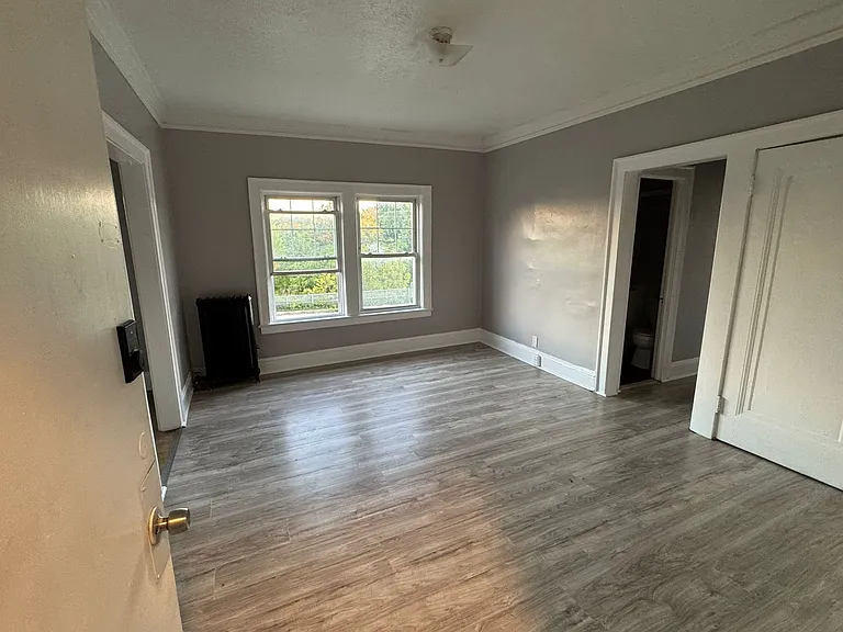 1374 West Blvd — Photo 3