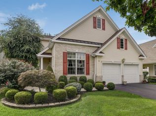 30 Chesapeake Dr, Holmdel, NJ 07733