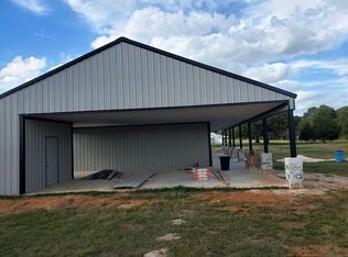 195 Anderson County Rd #2213, Palestine, TX 75803