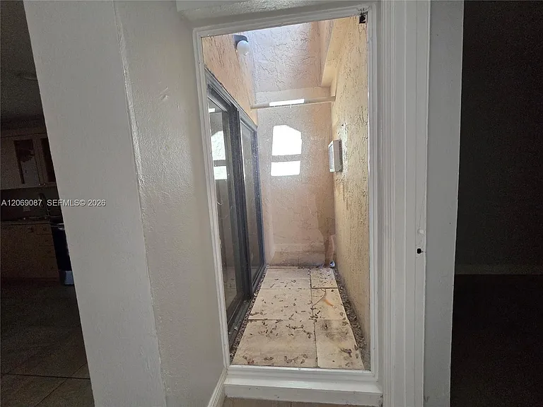 12025 S Las Palmas Dr #12025 — Photo 7