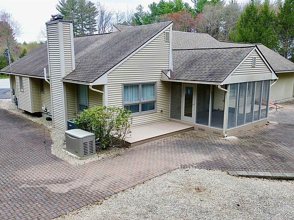 5th image of 11 Pepperell Circle