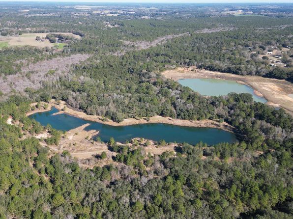 14830 Old Pascagoula Rd, Grand Bay, AL 36541