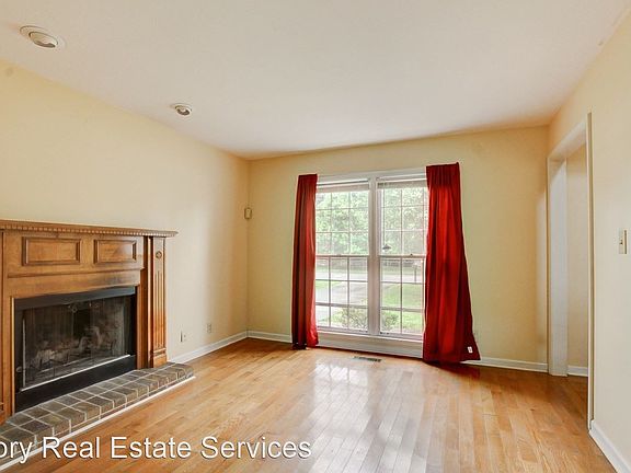 3rd image of 2142 Bauling Ln