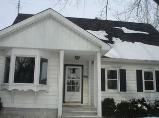 1943 221st St, Sauk Village, IL