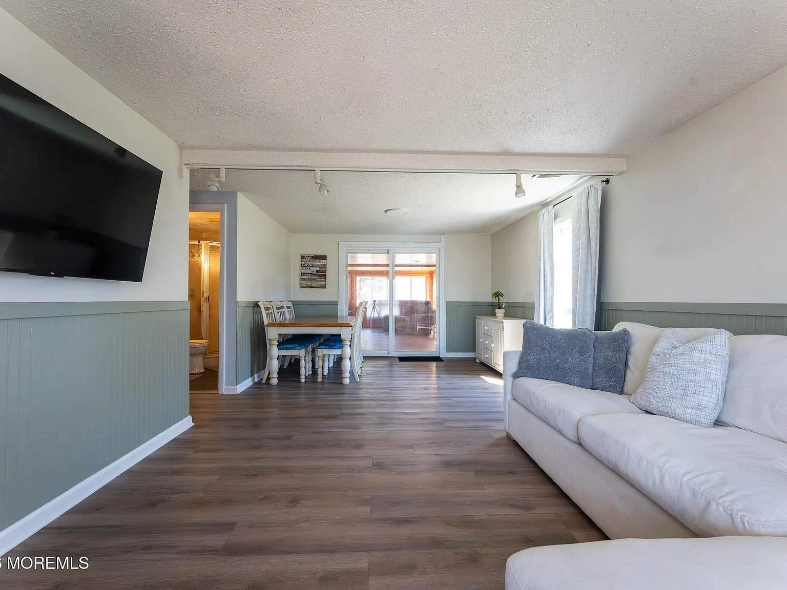 3 bed, 1836 sqft, $16,000 — Photo 4