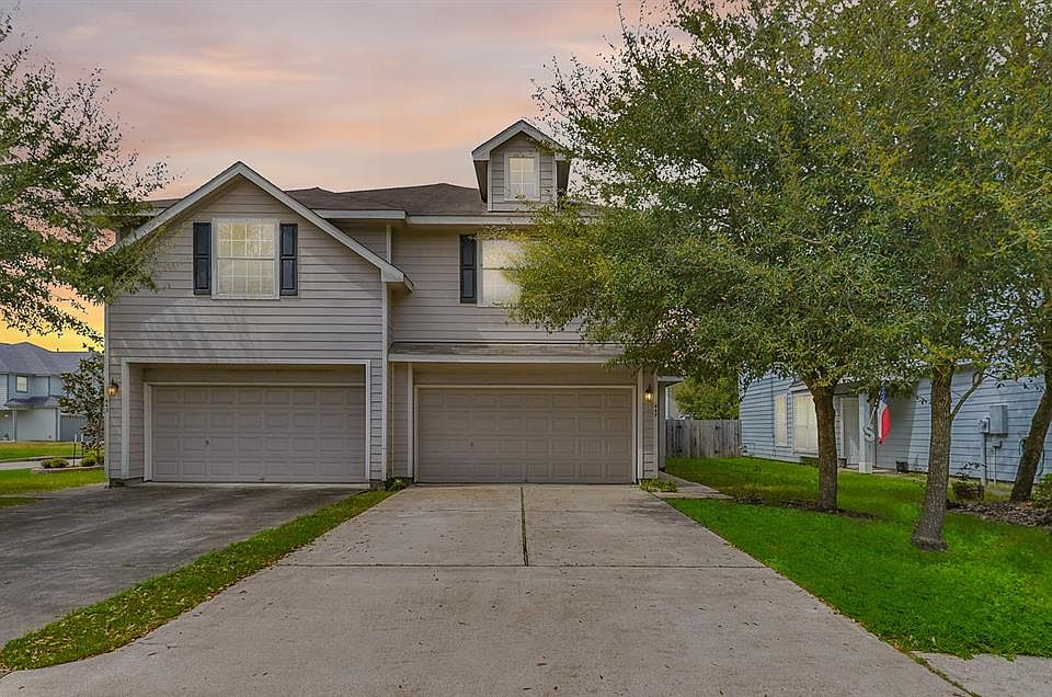1st image of 445 Folk Crest Ln