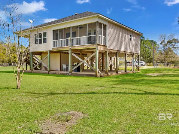 15390 Morris Dr, Coden, AL 36523