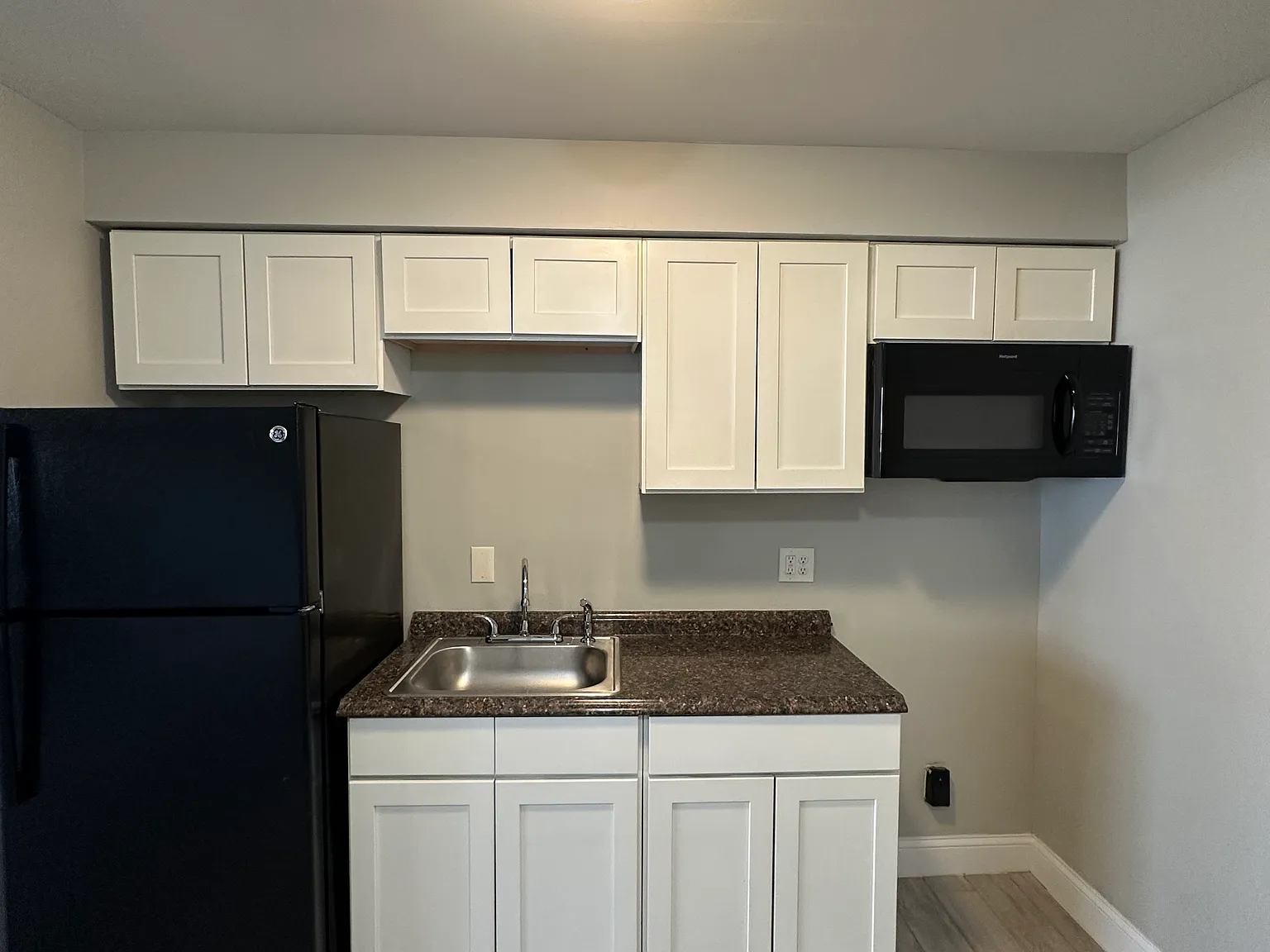 156 Bull Hill Ln — Photo 3