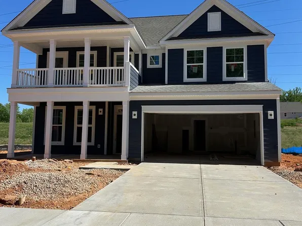 5917 New River Dr, Huntersville, NC 28078