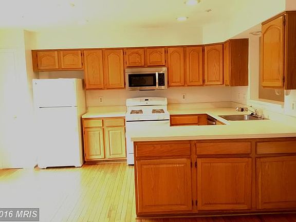 4th image of 8006 Cloverwood Ct