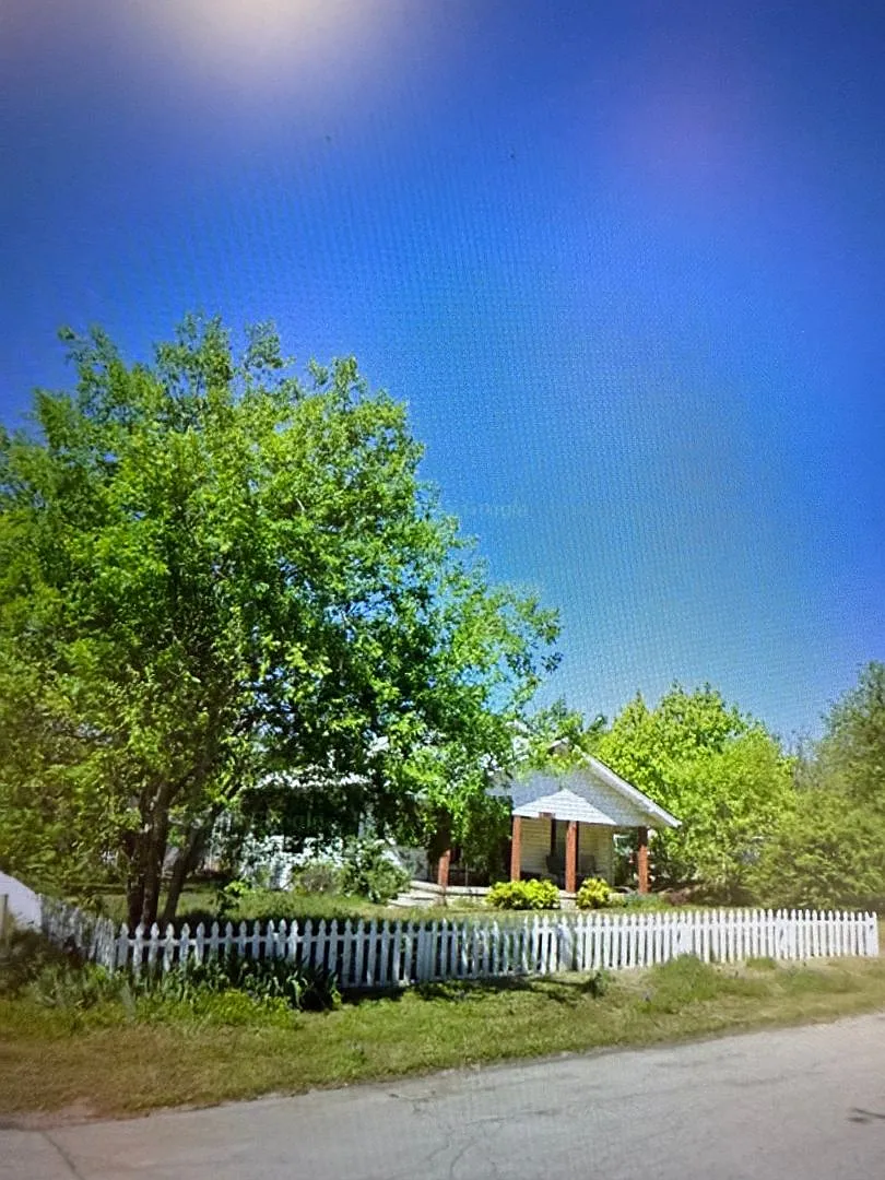 Building Photo - 1501 Hanover St