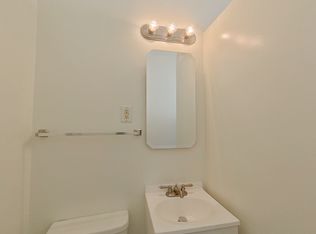 2447 Hiawatha St, Columbus, OH 43211