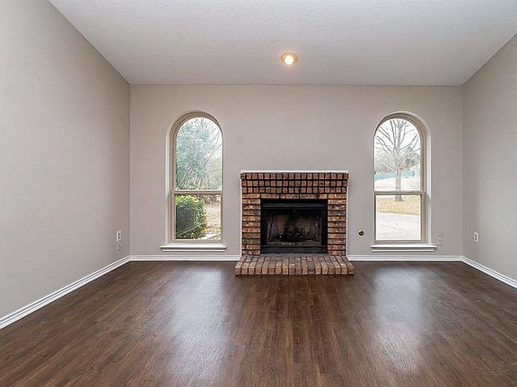 5th image of 5426 Peninsula Way
