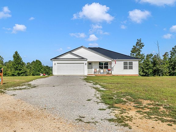 4th image of 134 Gracey Ln
