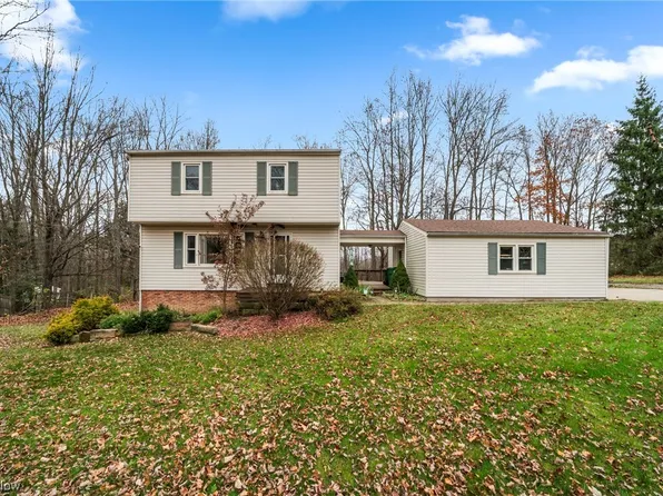 13186 Aldenshire Dr, Chardon, OH 44024