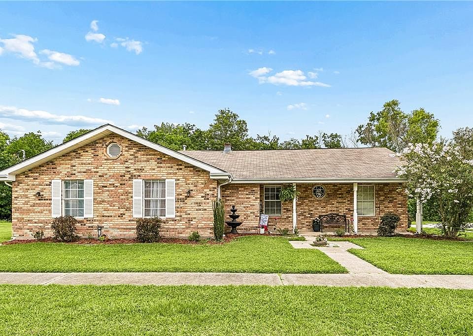 1st image of 3212 Meraux Ln