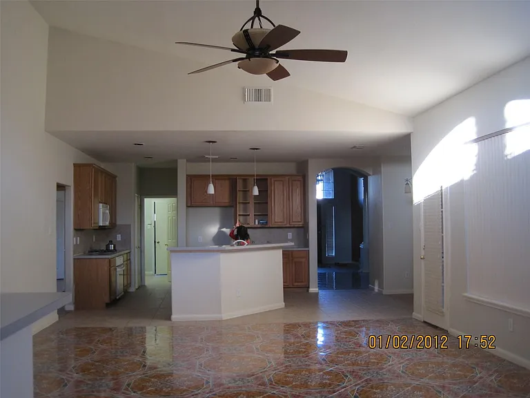 3302 E Cedar Hollow Dr — Photo 9