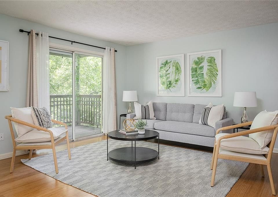 1st image of 503 Lenox Way NE #503