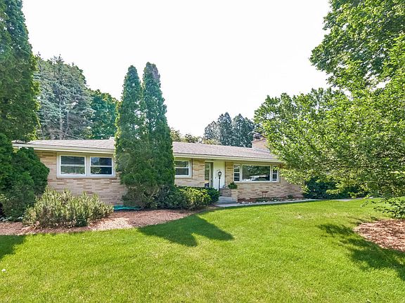 3rd image of 7170 Driftwood Dr SE