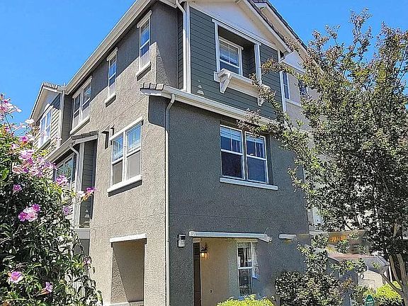 4th image of 649A N Capitol Ave