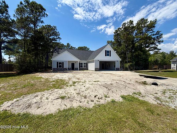 2nd image of 504 Saratoga Road
