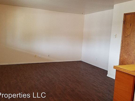 4th image of 701 W Hayden Ave APT 7