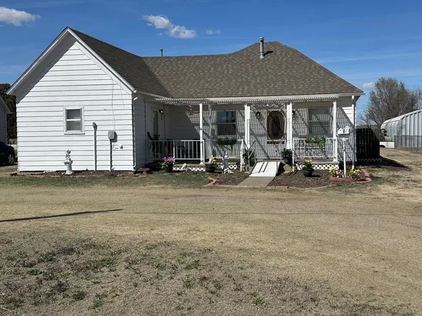 314 W State St, Rush Center, KS 67575