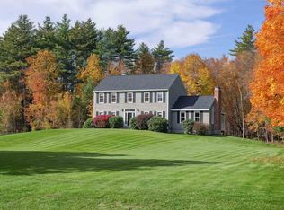 16 Harrod Ln, Bedford, NH 03110