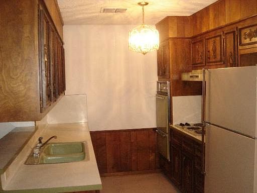5th image of 10414 ANNAPOLIS ST