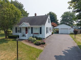1081 McIvor Rd, Phelps, NY 14532