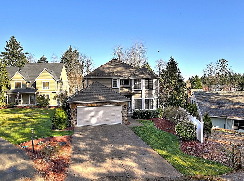 1st image of 1610 Mill Dr SE