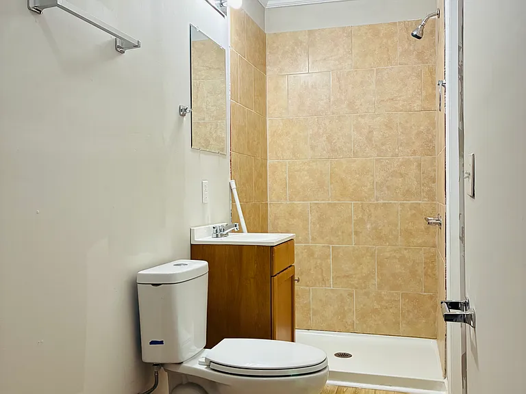 918 Airline Ext — Photo 10