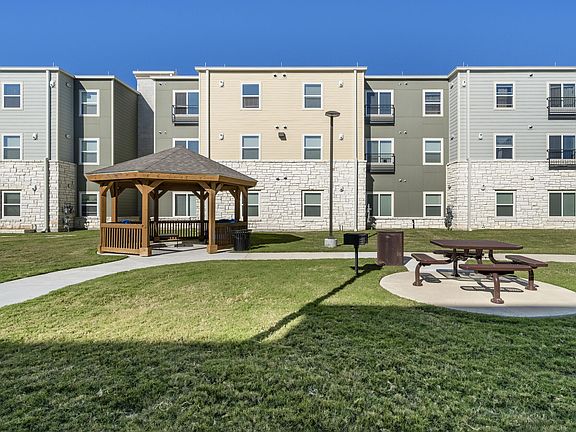 3rd image of 10127 Middle Fiskville Rd #237